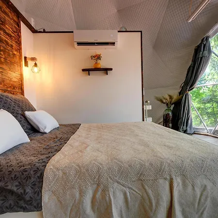 Tiche Misto Glamping Luxury tent Slapy (Prague-West)