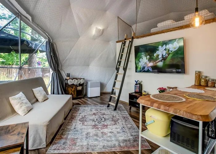 Glamping Tiché Místo Glamping